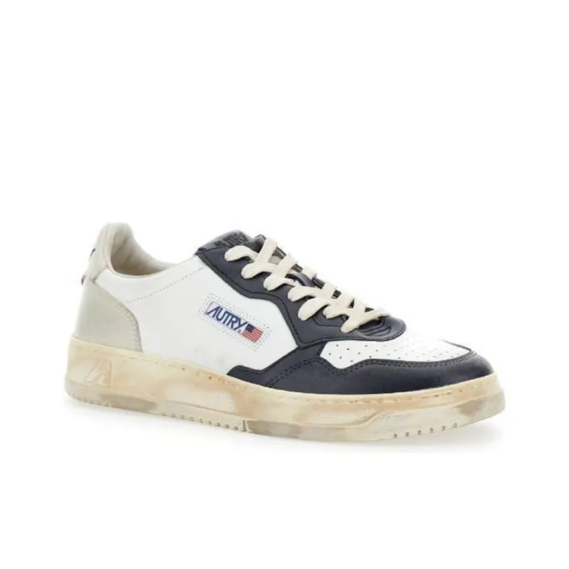 AUTRY Super Vintage Low Top Skateboard Shoes Men's Black White-1