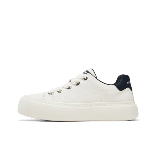 FAIRWHALE Low Top Skateboard Shoes Men's Coconut Milk White/Oreo