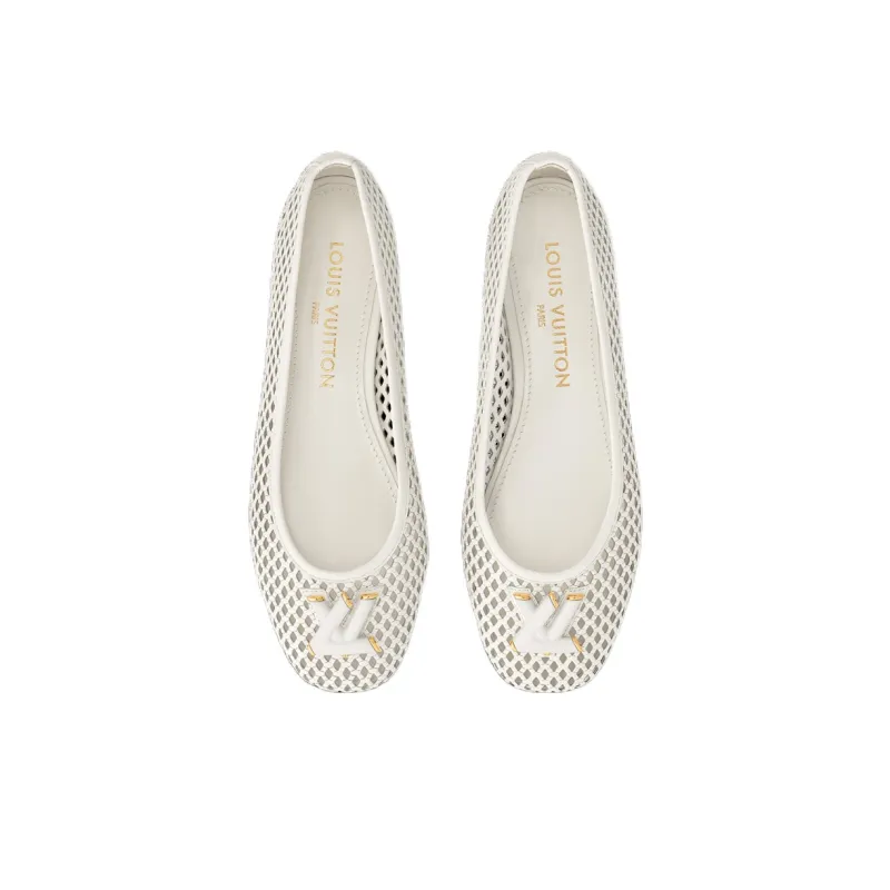 LOUIS VUITTON Shake Casual Single Shoes Women's White-4