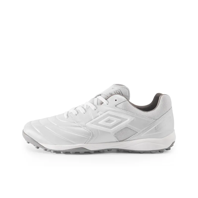 Umbro ACCERATORTR WIDE TF Soccer Shoes New Arrival Control Type Frisbee Cleats Training Shoes Men's-0