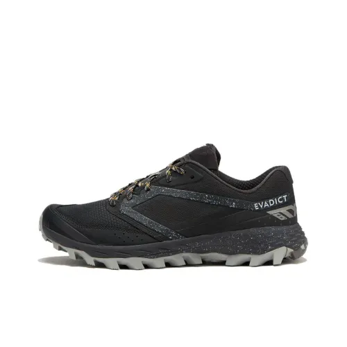 DECATHLON Slip Resistant Low Top Hiking Shoes Men's Black