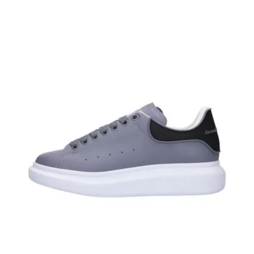 Alexander McQueen Casual Shoes Men Low-Top Gray