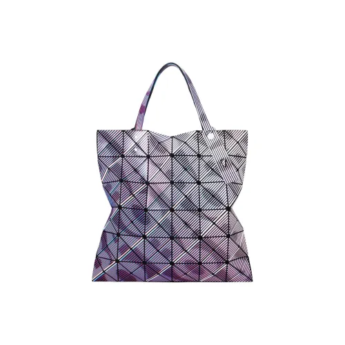 ISSEY MIYAKE Handbags