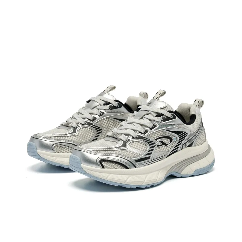 QIAODAN Kaiyuan 2K Cushioning Coverage Rebound Slip Resistant Low Top Casual Shoes Women's Silver Black-2