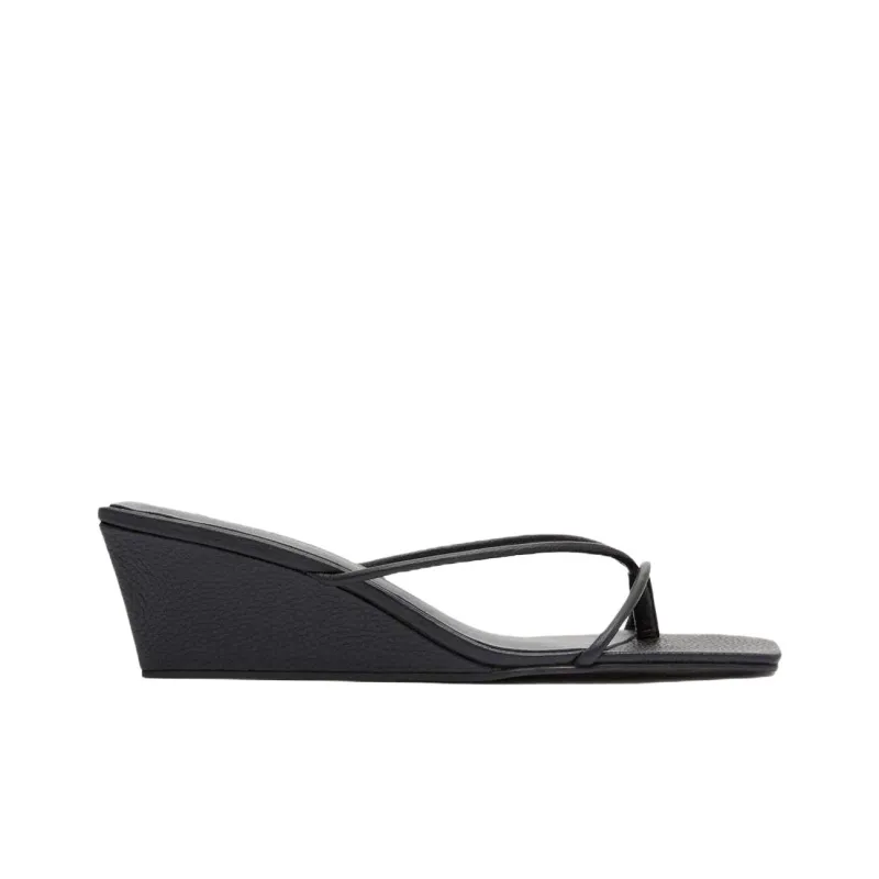 ST. AGNI Flip Flops 6.5cm Women's Black-1