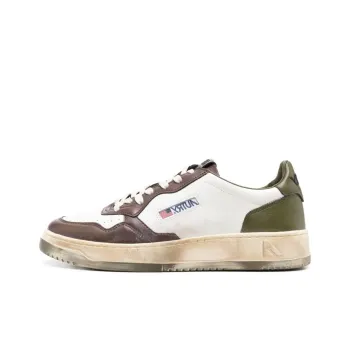 AUTRY Medalist Low Top Skateboard Shoes Men's Beige Umber