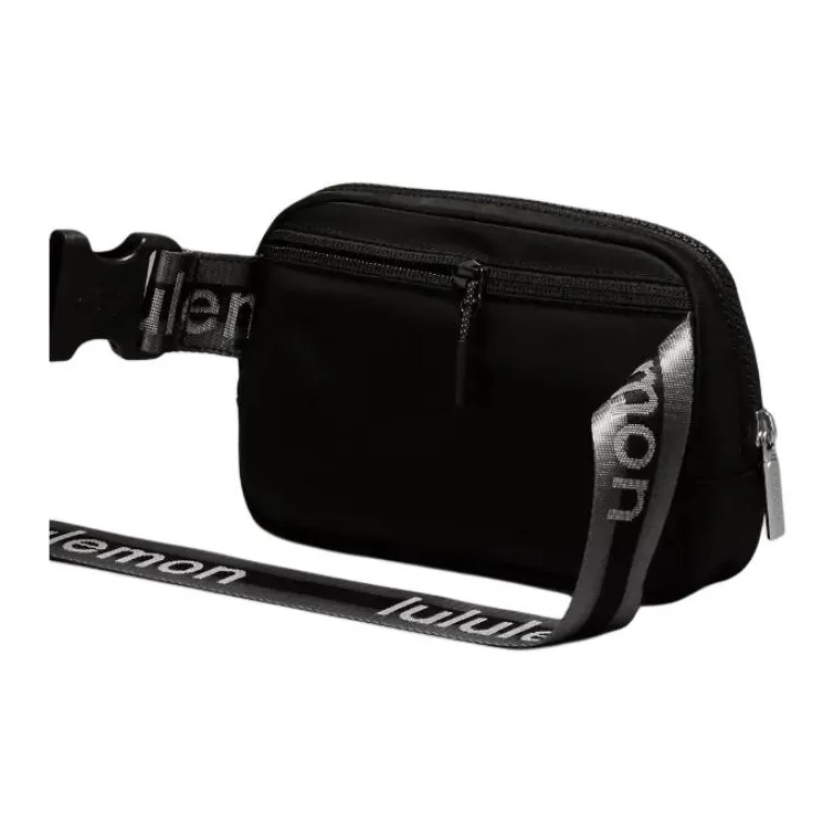 Lululemon Everywhere Recycled Polyester Fanny Pack Unisex Black-2