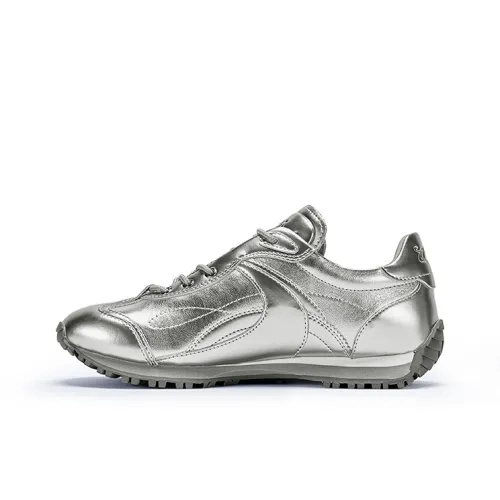 WANDER AROUND Low Top Casual Shoes Women's Silver