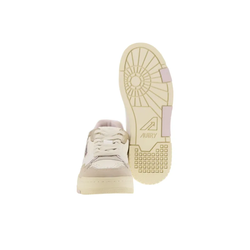 AUTRY Clc Low Top Skateboard Shoes Women's Beige Umber-4