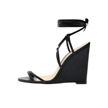 Schutz Deonne Strap Sandals 10.5cm Women's Black