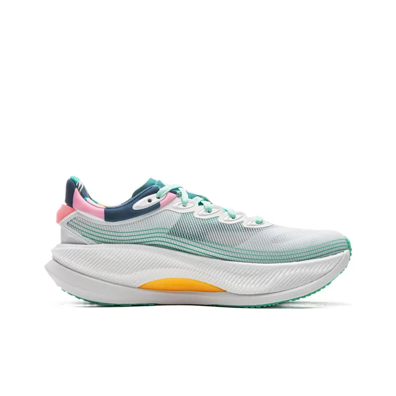 LiNing Yueying 4PRO Cushioning Anti Slip And Wear Resistant Support Rebound Low Top Running Shoes Women's White Green-1