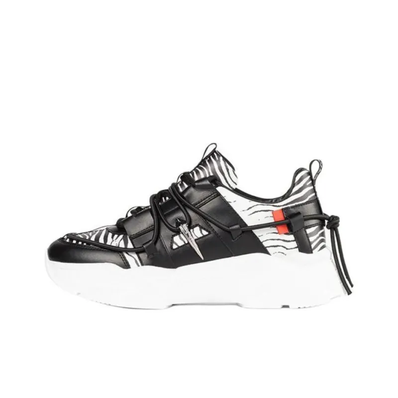 Roberto Cavalli Low-Top Casual Shoes Women's Black White-0