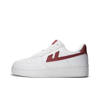 Warrior Small White Shoes Anti Slip Wear Resistant Lightweight Breathable Low Top Skateboard Shoes Unisex