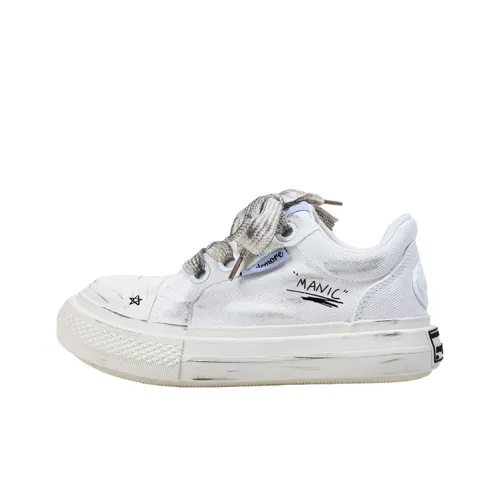 BOOM GUY Skateboard Shoes Unisex Low-Top White