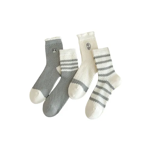 Gentle welcome Women's Mid-Calf Socks