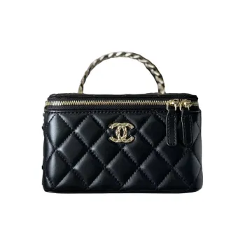 CHANEL Handbags