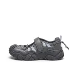 09 Gray