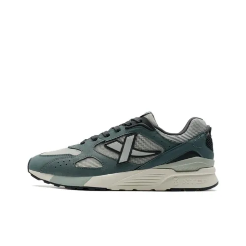 XTEP Lightyear Wear resistant And Lightweight Low Top Casual Shoes Men's Gray