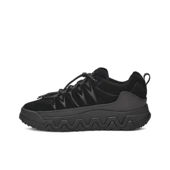 UGG CapTrail Low Black