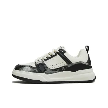 TATA Skateboard Shoes Men Low Top Shenzhen City, Guangdong Province