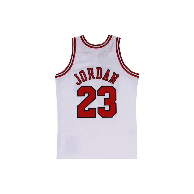 Mitchell & Ness Michael Jordan Chicago Bulls Finals 1997 98 Home Authentic Nba Jersey-1