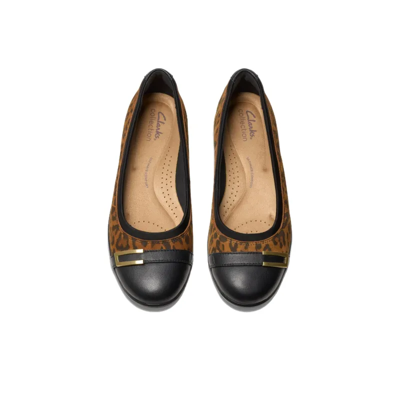 Clarks Women's Casual Shoes Women's Leopard-3