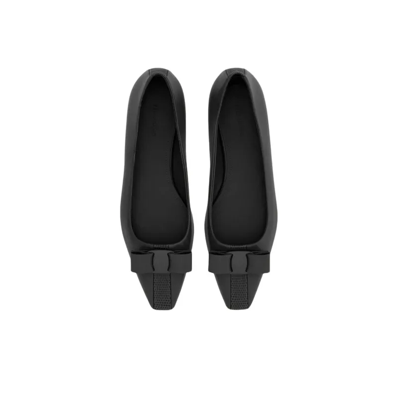 FERRAGAMO Vara Casual Single Shoes Women's Black-3