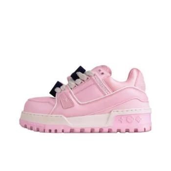LOUIS VUITTON Trainer Maxi LOVE Component Logo Low Top Skateboard Shoes Women's Pink