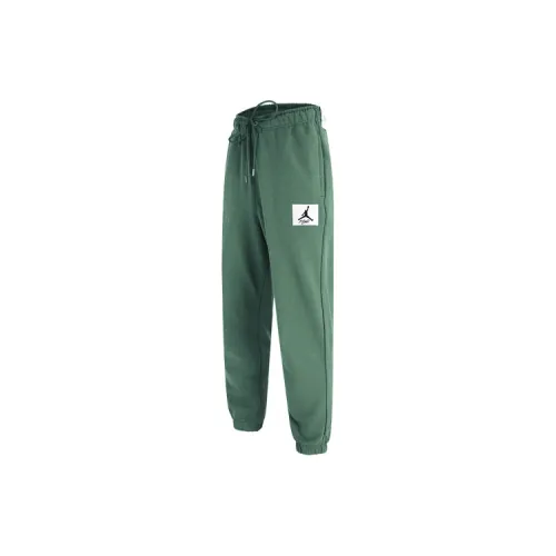 Jordan ESSENTIALS Knitted Sweatpants Men Green