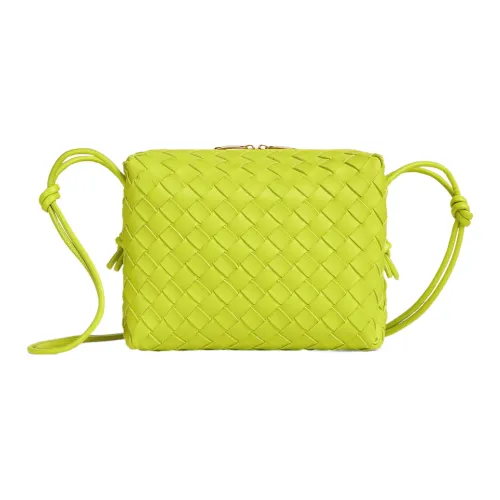 Bottega Veneta Loop Small Intreccio Acid Kiwi