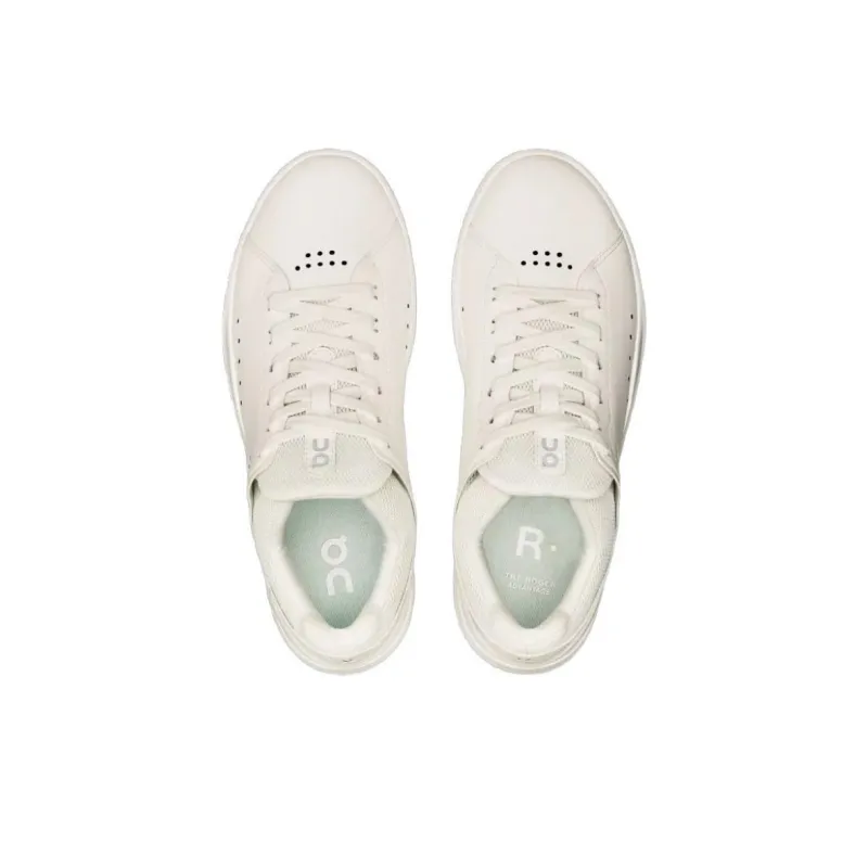 On The Roger Advantage All White Women's-4