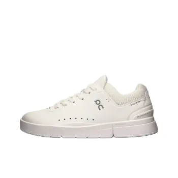 On The Roger Advantage All White Women's