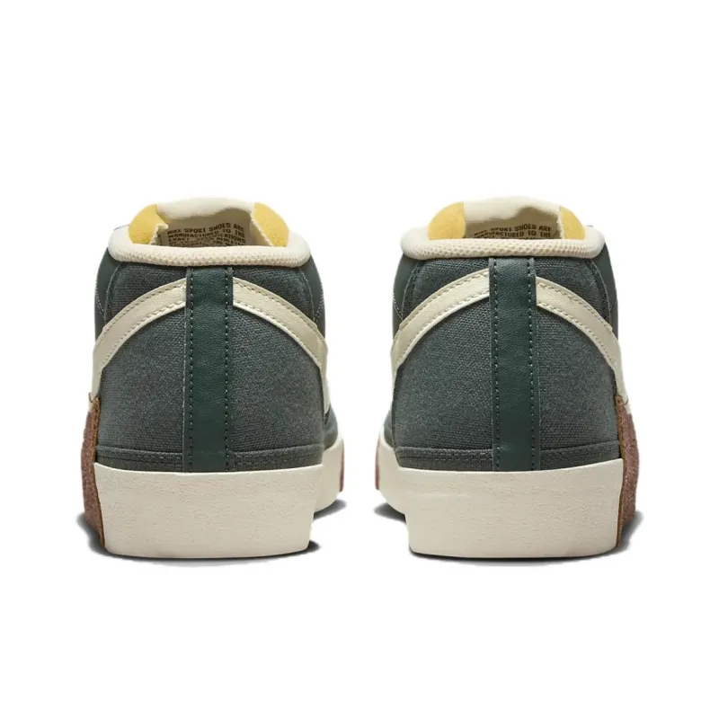 Nike Blazer Low Pro Club Vintage Green Light British Tan Gum Dark Brown Coconut Milk-4