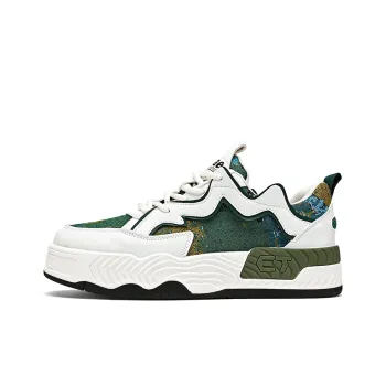 Bull Charm Anti Slip Wear Resistant Low Top Skateboard Shoes Men's