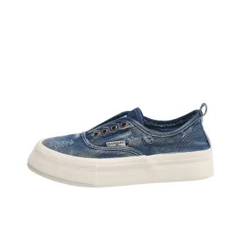 Bull Charm Abrasion Resistant Canvas Shoes Women's
