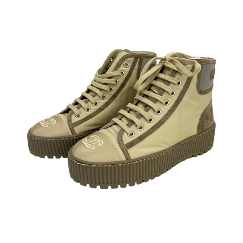 CHANEL Skateboard Shoes Women's Green-0