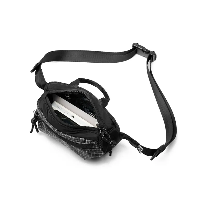 Lee Oxford Water Repellent Crossbody Bag Regular Unisex Black-1