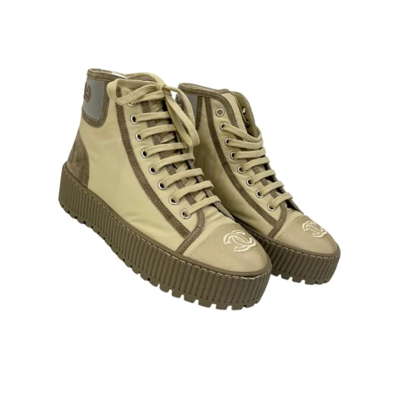 CHANEL Skateboard Shoes Women's Green-2
