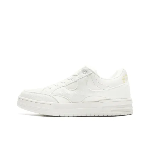 Submission Skateboard Shoes Unisex Low-Top White