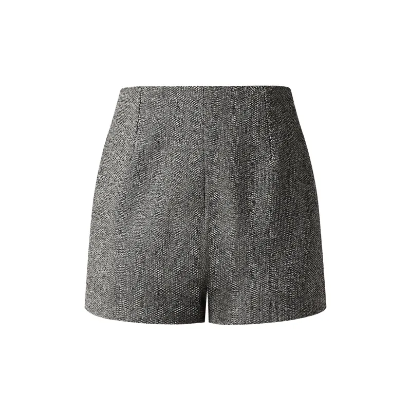 THE SEA LIFE Casual Shorts Women's Coconut Ash-1