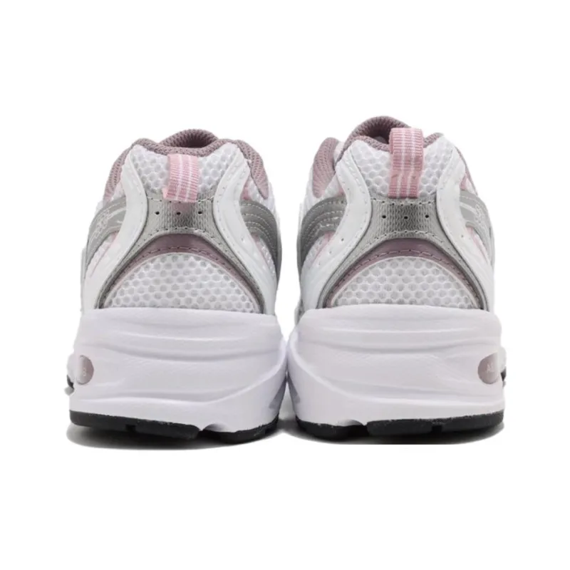 New Balance 530 Ice Wine-3