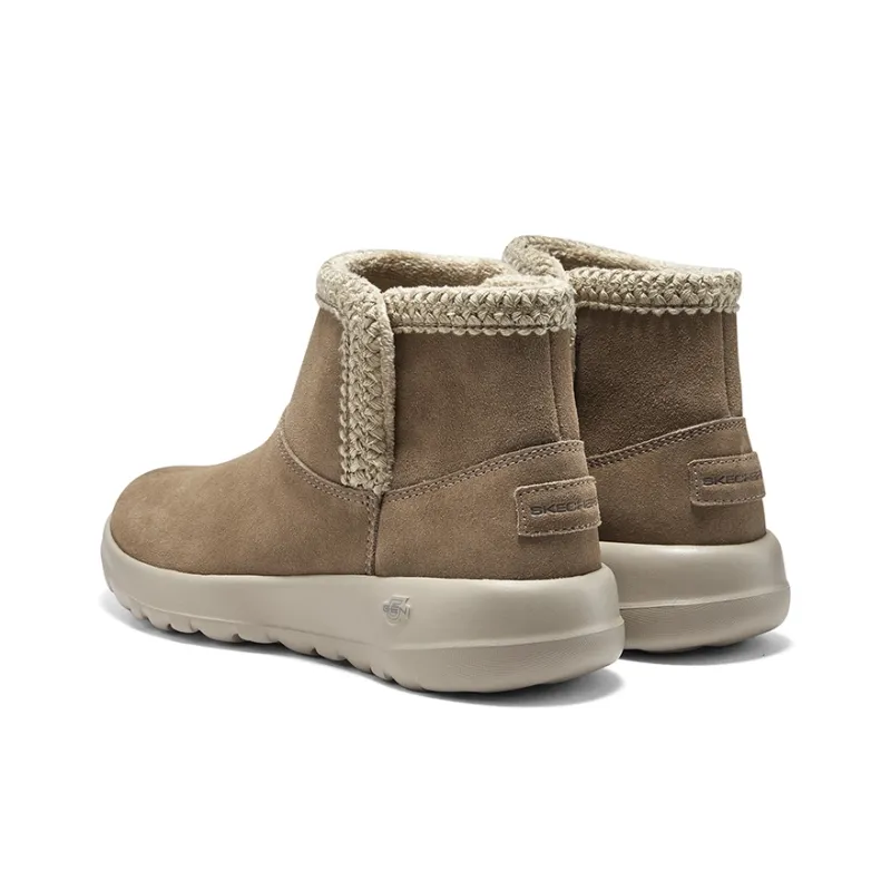 Skechers ON THE GO Abrasion Resistant Short Snow Boots Women's Tan-4