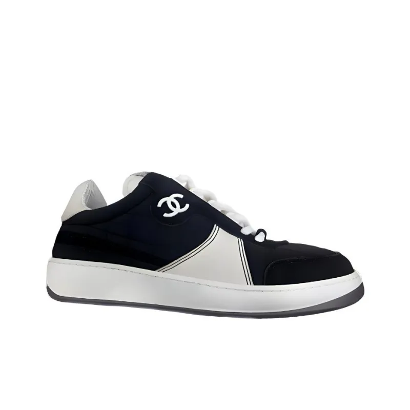 CHANEL Low Top Stylish Skateboarding Shoes Women's Black White-1