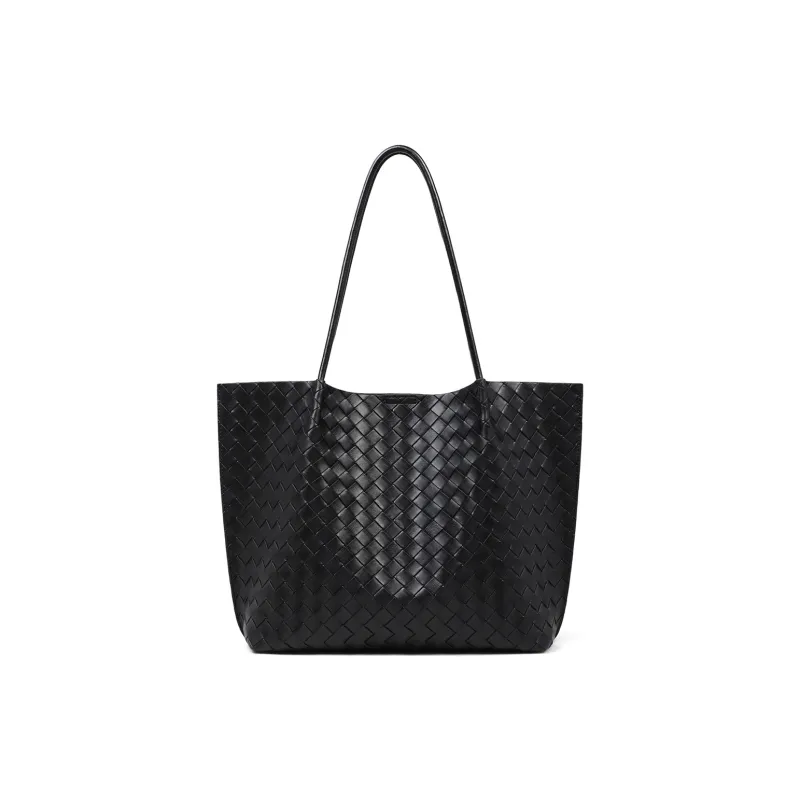 C°BANNER Cow Leather With Synthetic Leather Shoulder Bag Tote Women's Milkshake White/Classic Black-12