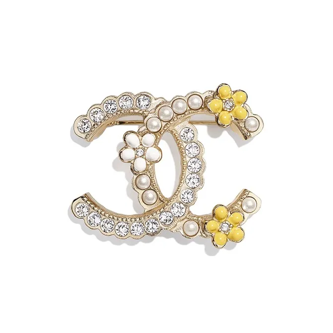 CHANEL Brooches Women's Gold/Pearl White/Yellow-0