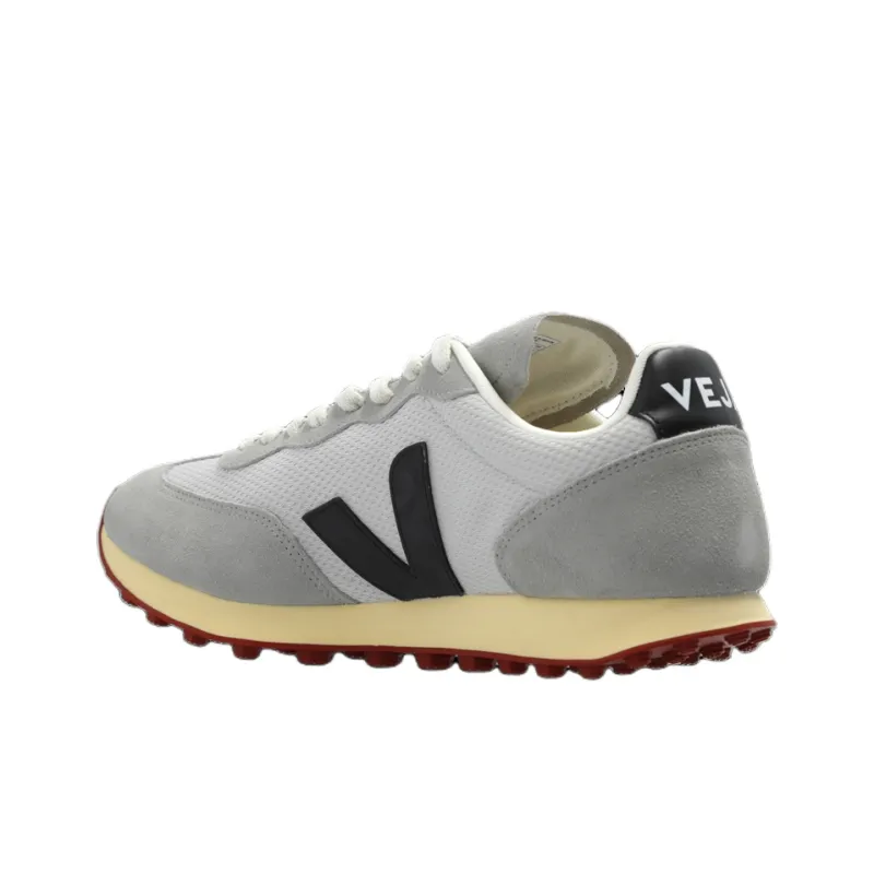VEJA Rio Branco Sneakers-3
