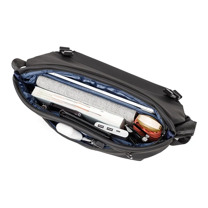 COLINS KEIRS Shoulder Bags Black-6