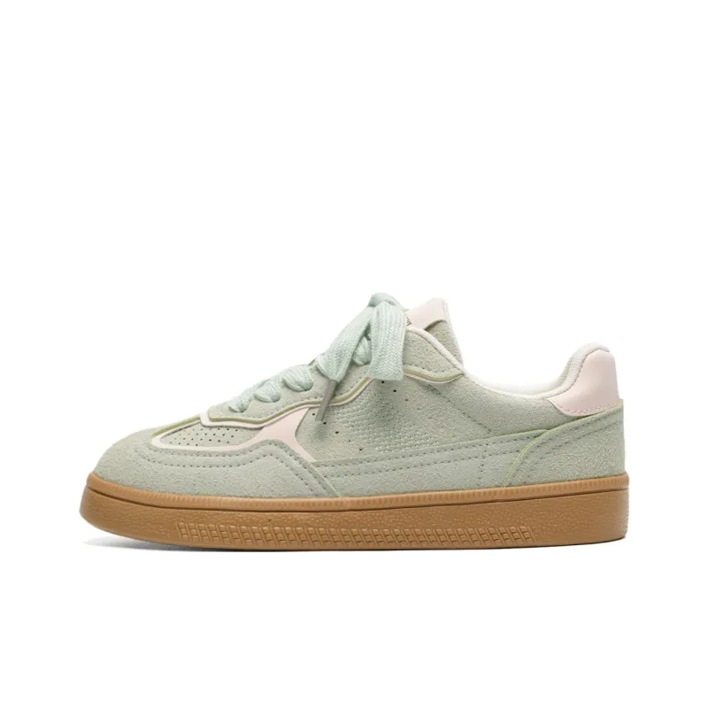 ABCIO Anti-Slip And Wear-Resistant Support Height Increasing Low-Top Skateboard Shoes Box Included Women's-22