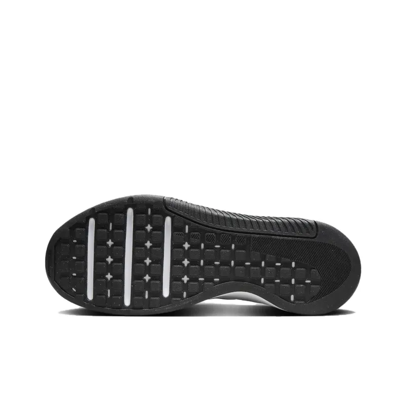 Nike Mc Trainer 3 White Black-5