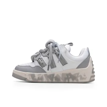 LILRNAR Height Increasing Low Top Skateboard Shoes Unisex Light Gray